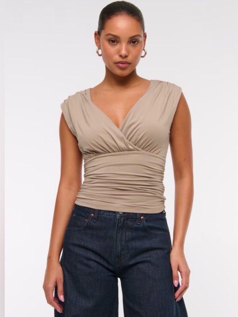 ABERCROMBIE & FITCH RUCHED V-NECK TOP